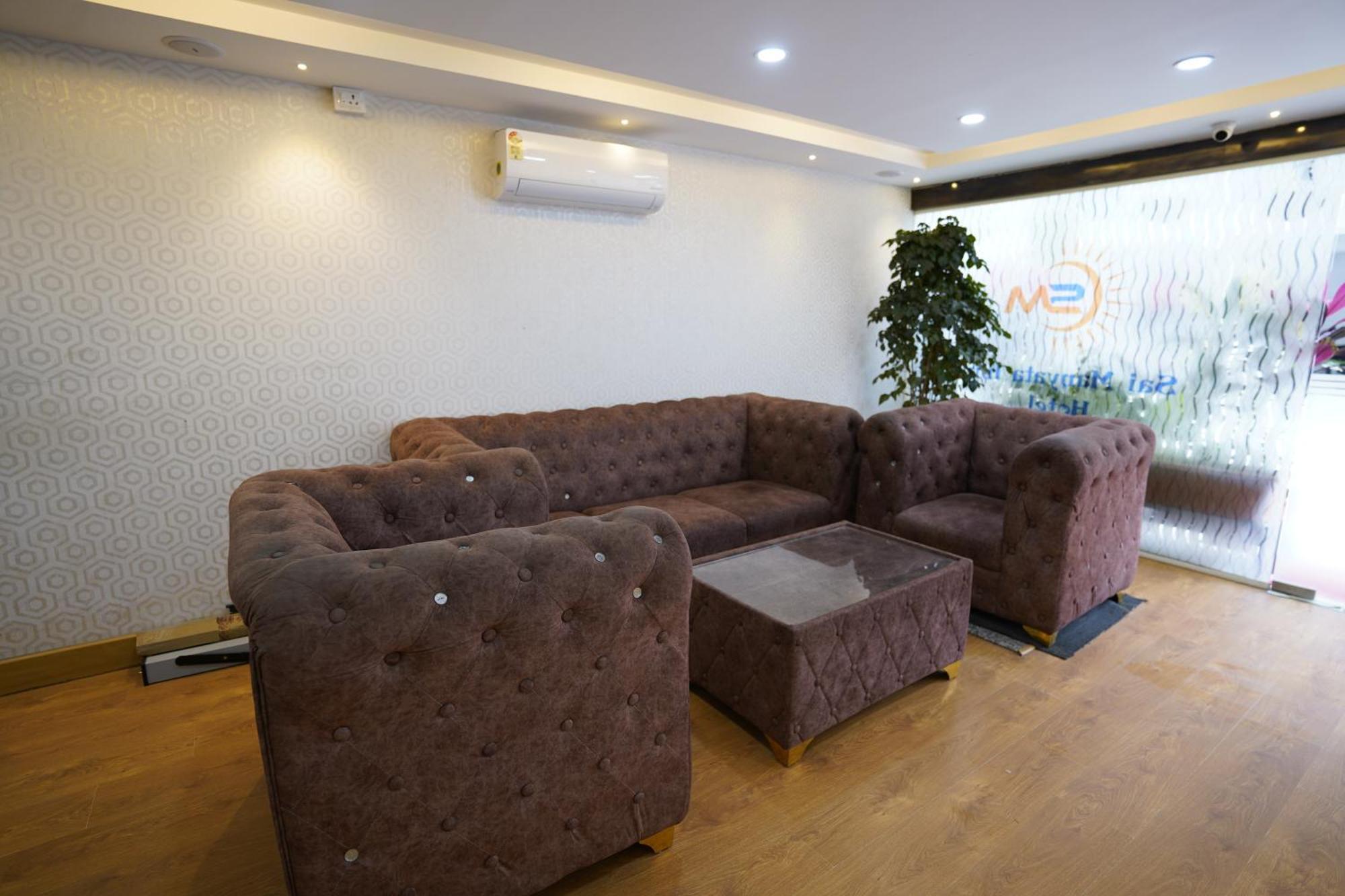 Sai Manyata Business Residency, Manyata Tech Park Vandrerhjem Bangalore Eksteriør bilde